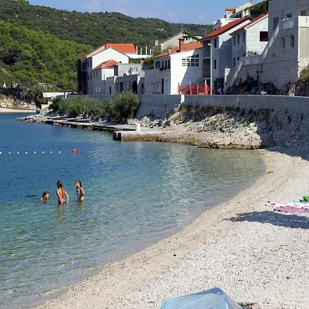 Apartmán With Wifi Pucisca, Brac - 11416 *